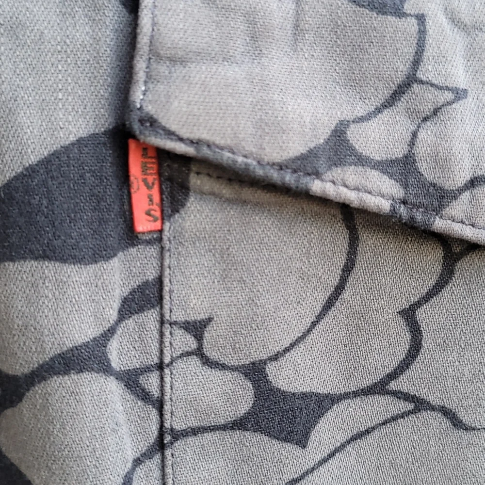LEVIS x Justin Timberlake Fresh Leaves Floral Sz L Short‎ Sleeve Hawaiian Shirt
